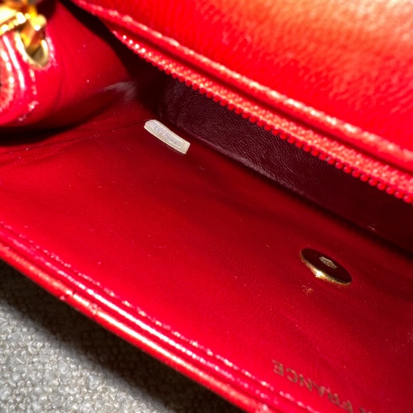 Vintage Chanel Square Mini Quilted Lambskin with 24k Hardware - Picture 11 of 14